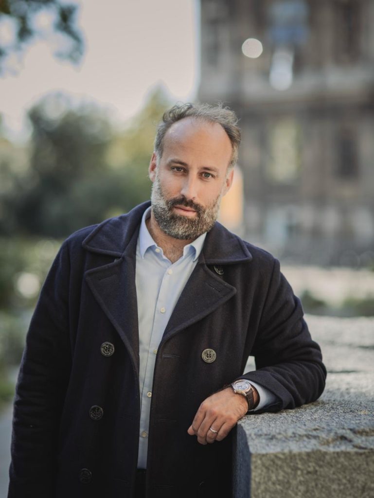 portrait d'Arthur Dénouveaux pour le magazine Le Pélerin