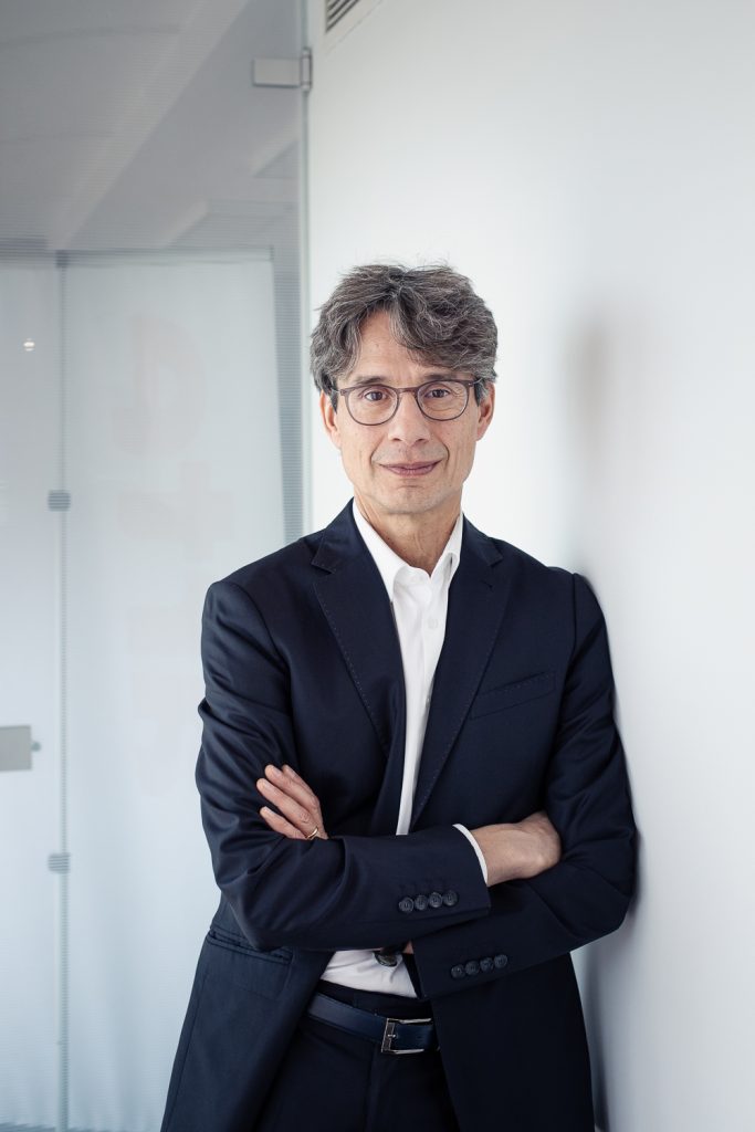Portrait de Bruno Patino, journaliste et président d'Arte par Frédérique Plas.
